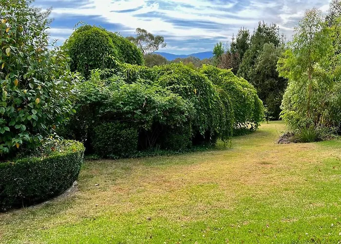 Beautiful 1960S Home In Historic Yackandandah