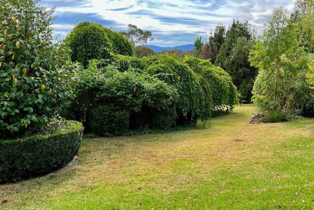 Beautiful 1960s In Historic * Yackandandah