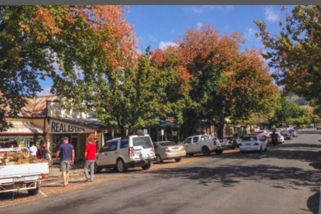 Beautiful 1960s In Historic *