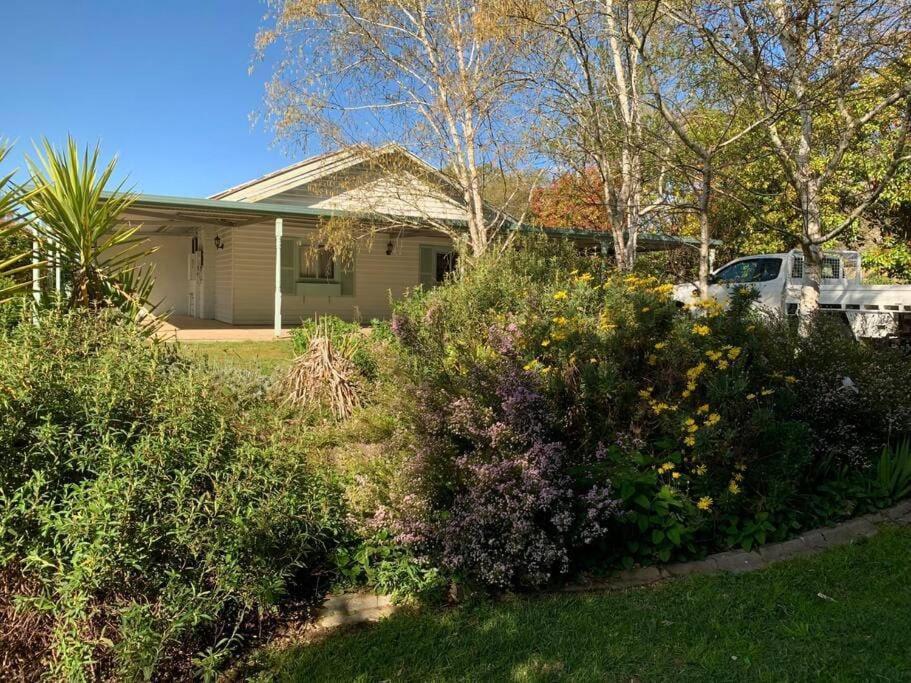 Beautiful 1960s In Historic * Yackandandah